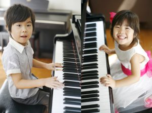 東京のピアノ教室｜東京ルクスピアノ教室｜夏の無料体験キャンペーン女のことと男のこがピアノを弾く画像イメージ